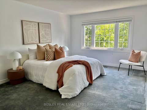 Photo 33 at 82 Woodstone Avenue, Devonsleigh, Richmond Hill