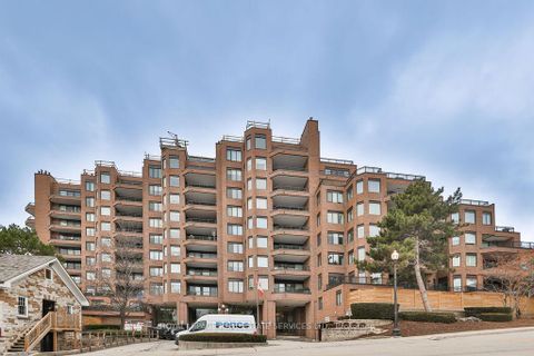 Photo 22 at 708 - 100 Lakeshore Road E, OO Old Oakville, Oakville