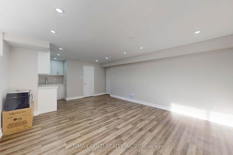 Photo 34 at 189 Kingsview Boulevard, The Westway, Toronto