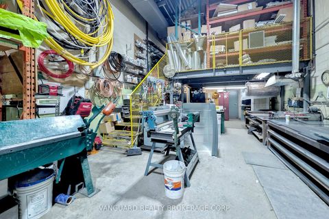 Photo 24 at 14 - 129 Rowntree Dairy Road, Pine Valley Business Park, Vaughan