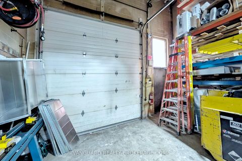 Photo 32 at 14 - 129 Rowntree Dairy Road, Pine Valley Business Park, Vaughan