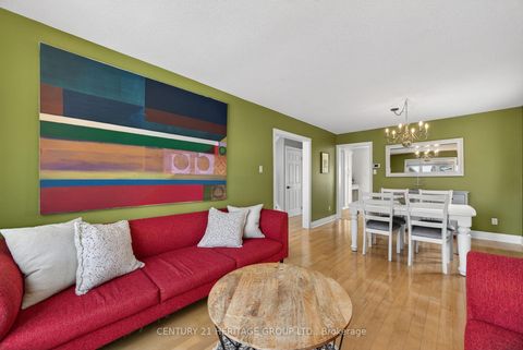 Photo 5 at 6 Heritage Road, Cookstown, Innisfil