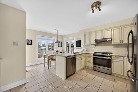 Photo 9 at 6 Heritage Road, Cookstown, Innisfil