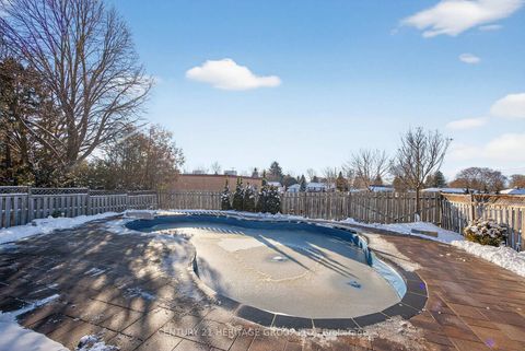 Photo 35 at 6 Heritage Road, Cookstown, Innisfil