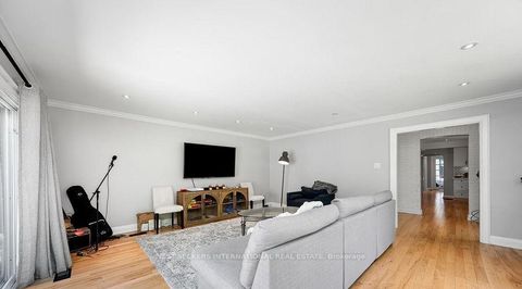 Photo 14 at 98 Blake Street, North Shore, Barrie