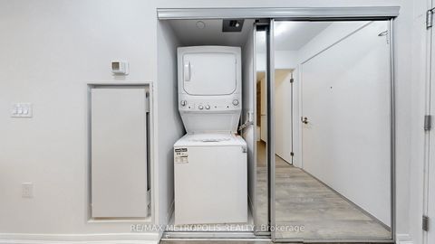 Photo 19 at 833 - 3091 Dufferin Avenue, Glen Park, Toronto