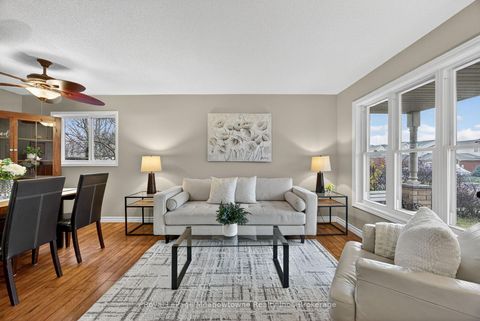 Photo 9 at 1 Draper Crescent, Painswick North, Barrie