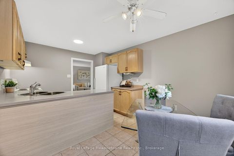 Photo 24 at 1 Draper Crescent, Painswick North, Barrie