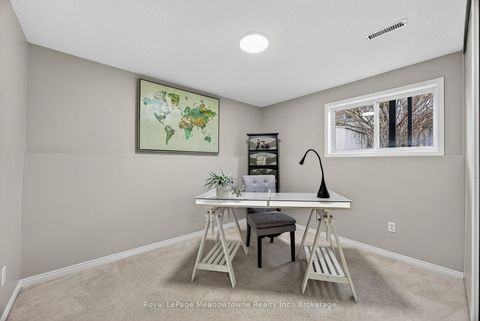 Photo 35 at 1 Draper Crescent, Painswick North, Barrie