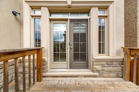 Photo 45 at 28 Rivoli Drive, Vellore Village, Vaughan