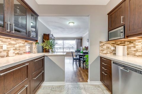 Photo 12 at 7 Belgate Place, West Deane, Toronto