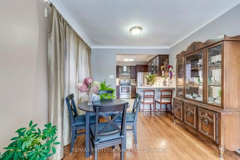 Photo 14 at 7 Belgate Place, West Deane, Toronto