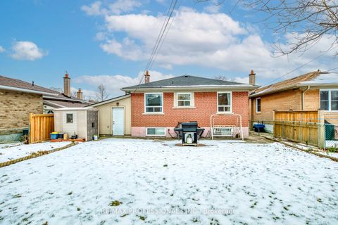 Photo 37 at 7 Belgate Place, West Deane, Toronto