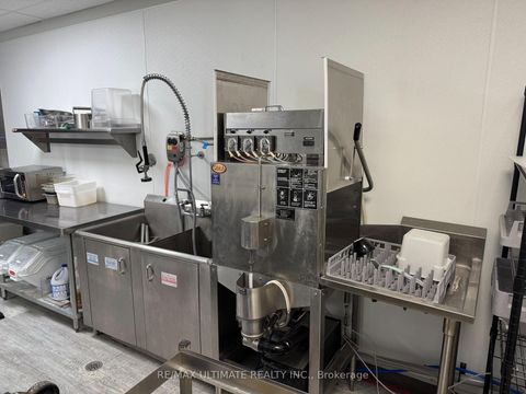 Photo 6 at 2897 Lake Shore Boulevard W, New Toronto, Toronto