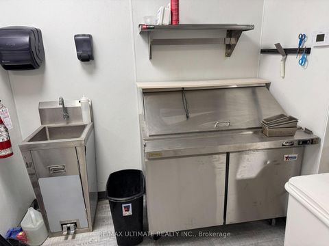 Photo 8 at 2897 Lake Shore Boulevard W, New Toronto, Toronto