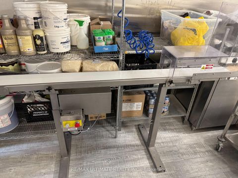 Photo 11 at 2897 Lake Shore Boulevard W, New Toronto, Toronto