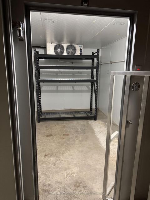 Photo 17 at 2897 Lake Shore Boulevard W, New Toronto, Toronto