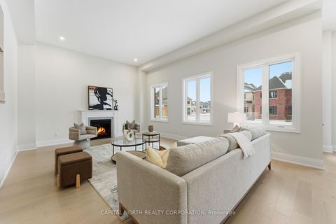 Photo 17 at 11 Gianvito Crescent, King City, King