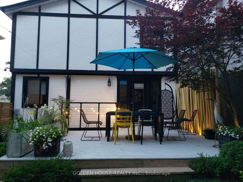 Photo 3 at 21 Thatcher Avenue, Cliffcrest, Toronto