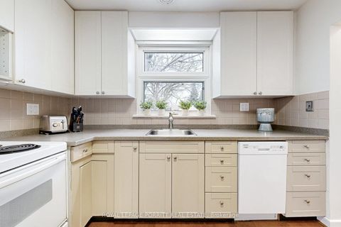 Photo 10 at 62 Fairfield Avenue, Long Branch, Toronto