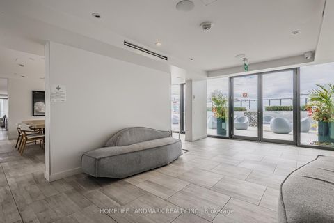 Photo 27 at 918 - 5 SOUDAN Avenue, Mount Pleasant West, Toronto