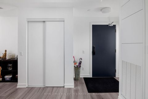 Photo 5 at 424 - 405 Dundas Street W, GO Glenorchy, Oakville