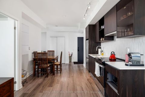 Photo 8 at 424 - 405 Dundas Street W, GO Glenorchy, Oakville