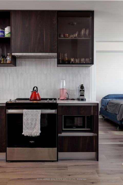 Photo 16 at 424 - 405 Dundas Street W, GO Glenorchy, Oakville