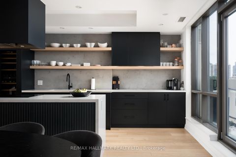 Photo 5 at 903 - 3 Mcalpine Street, Annex, Toronto