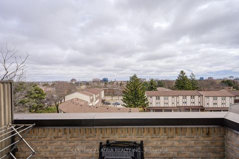 Photo 26 at 326 - 4005 Don Mills Road, Hillcrest Village, Toronto