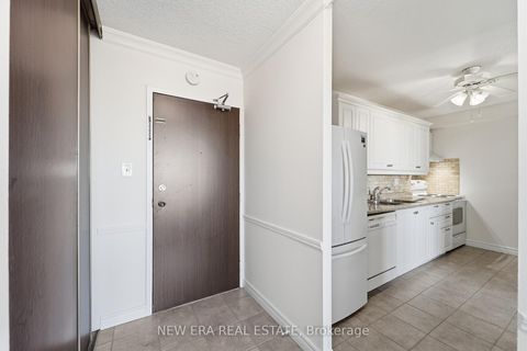 Photo 5 at 1601 - 15 Torrance Road, Eglinton East, Toronto