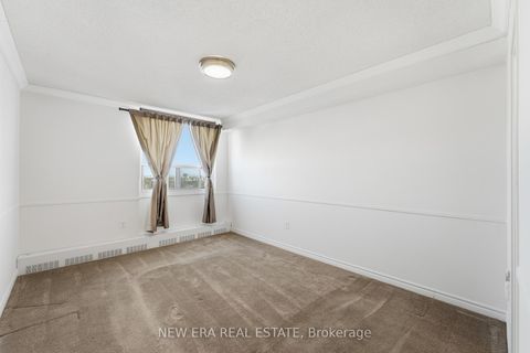 Photo 10 at 1601 - 15 Torrance Road, Eglinton East, Toronto