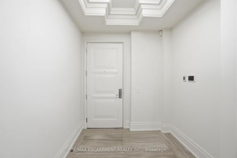 Photo 8 at 312 - 300 Randall Street, OO Old Oakville, Oakville