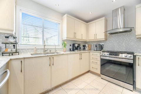 Photo 14 at 344 Marble Place, Woodland Hill, Newmarket