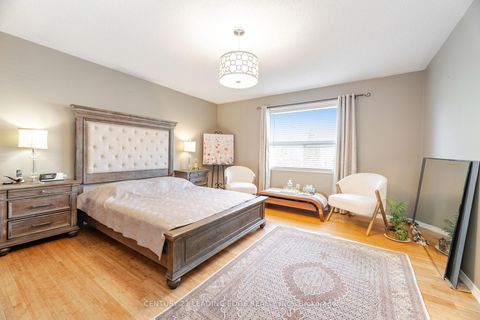 Photo 17 at 344 Marble Place, Woodland Hill, Newmarket