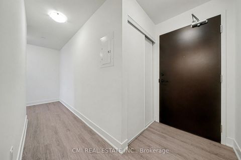 Photo 4 at 311 - 185 Deerfield Road N, Central Newmarket, Newmarket