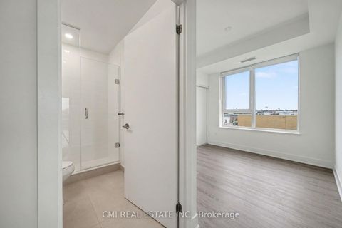 Photo 23 at 311 - 185 Deerfield Road N, Central Newmarket, Newmarket