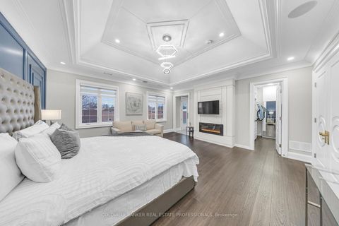 Photo 21 at 4 Lovering Road, L'Amoreaux, Toronto