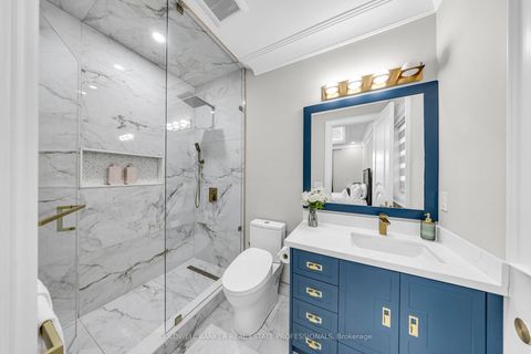 Photo 31 at 4 Lovering Road, L'Amoreaux, Toronto