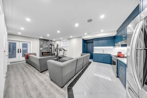 Photo 40 at 4 Lovering Road, L'Amoreaux, Toronto