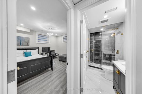 Photo 41 at 4 Lovering Road, L'Amoreaux, Toronto