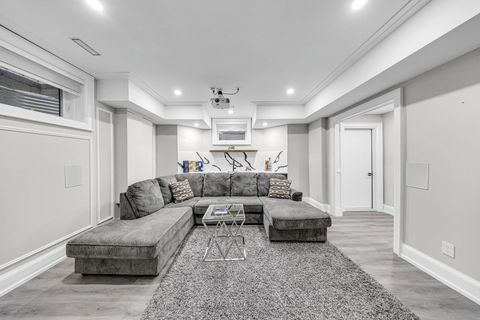 Photo 45 at 4 Lovering Road, L'Amoreaux, Toronto