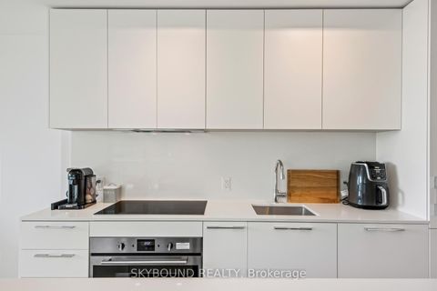 Photo 9 at 401 - 200 Sudbury Street, Little Portugal, Toronto