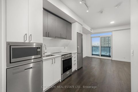 Photo 10 at 501 - 30 Upper Mall Way, Brownridge, Vaughan