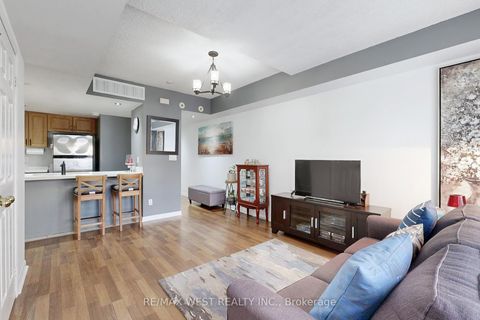 Photo 7 at 2046 - 3043 Finch Avenue W, Humbermede, Toronto