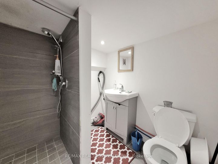 Photo 25 at 185 Steeles Avenue E, Newtonbrook East, Toronto