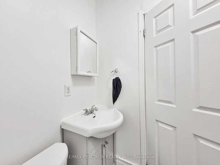 Photo 31 at 185 Steeles Avenue E, Newtonbrook East, Toronto