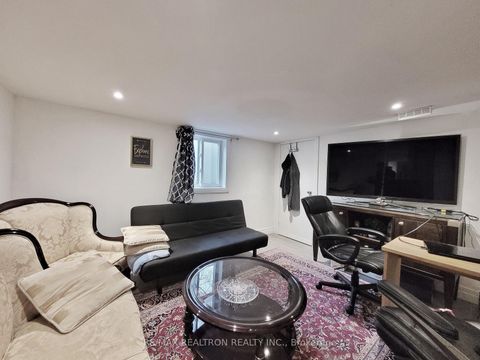 Photo 18 at 185 Steeles Avenue E, Newtonbrook East, Toronto