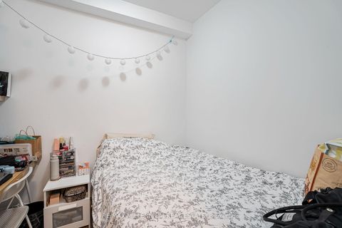 Photo 11 at 316 - 65 Annie Craig Drive N, Mimico, Toronto