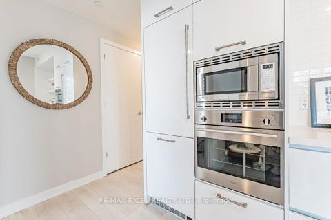 Photo 14 at 1302 - 2221 Yonge Street, Mount Pleasant West, Toronto